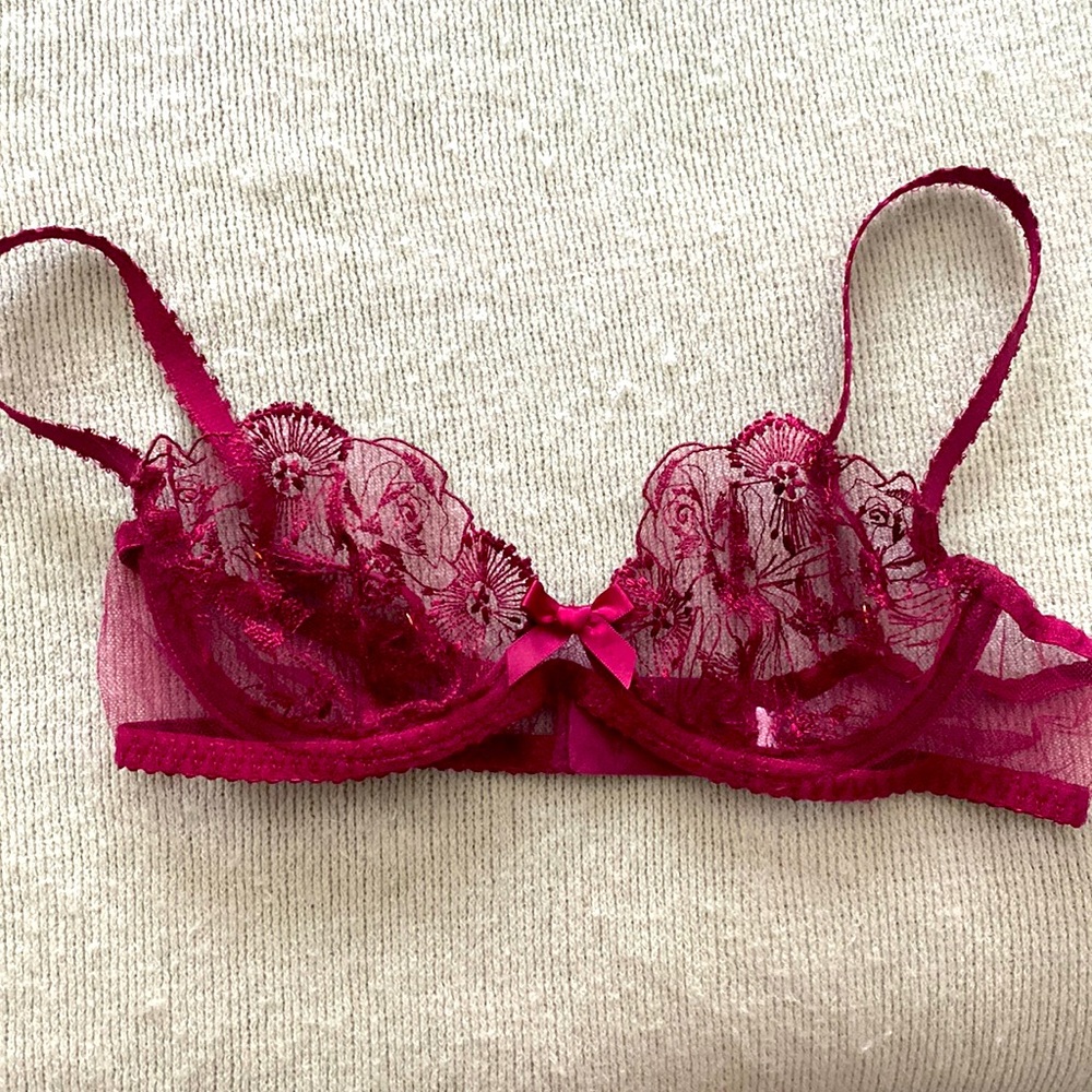 Victoria’s Secret bra